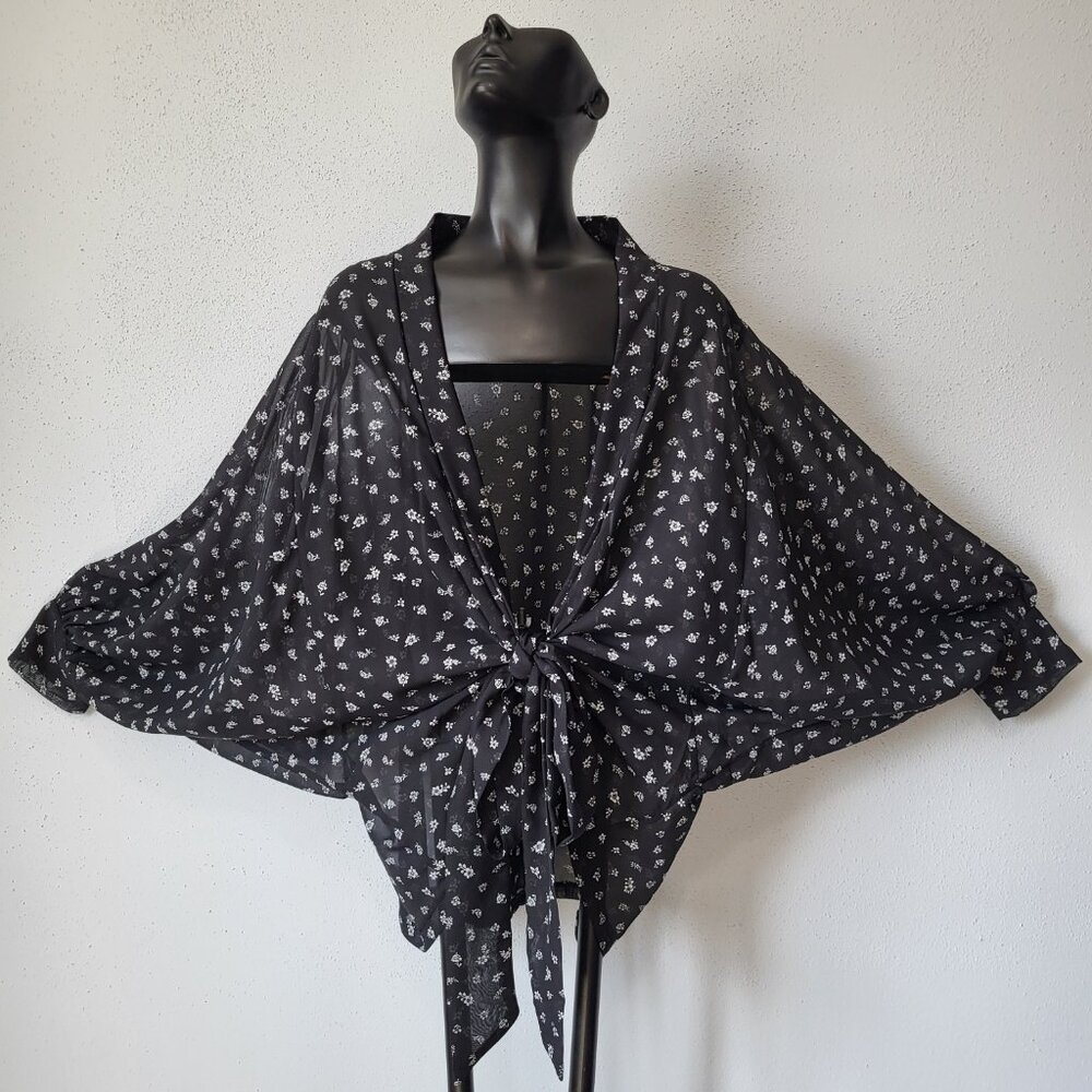 NWOT~BLU PEPPER~THE BUCKLE~O/S~BLACK BATWING BALLOON SLEEVE KIMONO TUNIC TOP